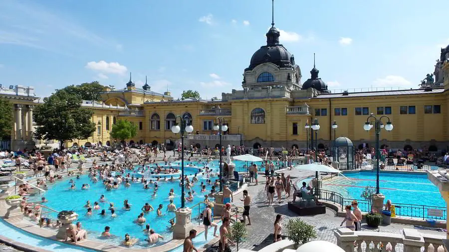 Szechenyi Thermal bath